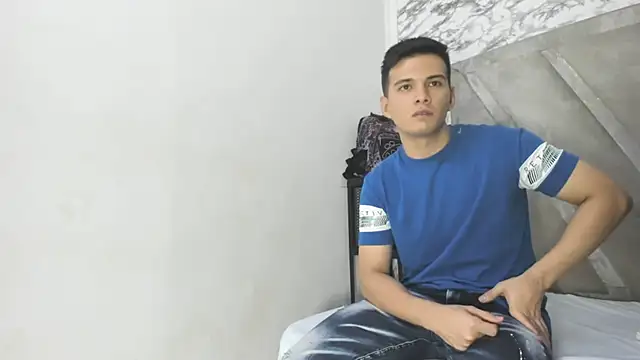 GoldenBoyM online show from 4, 2, 2026