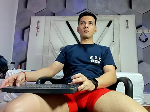 GoldenBoyM online show from 20, 6, 2026