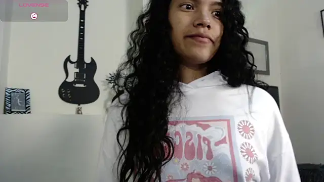 Julieta Parker online show from 10, 5, 2026