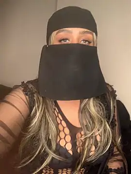 Snapshot of Arab_Honey chatting on 12, 6, 2026 Arab Honey online show from 12, 6, 2026