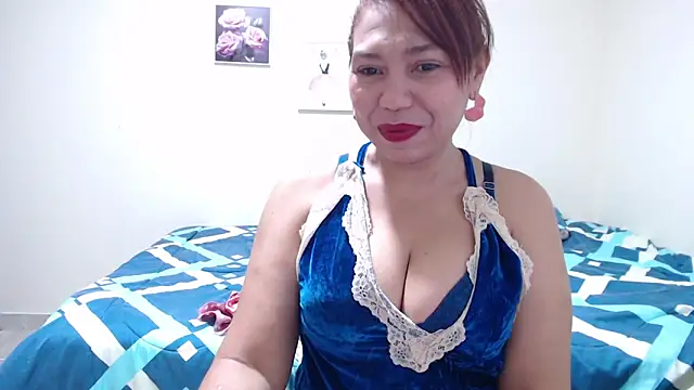 dannamomcerratt online show from 30, 4, 2026