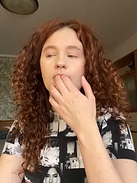 Snapshot of Anna__Desire chatting on 4, 2, 2026 Anna Desire online show from 4, 2, 2026