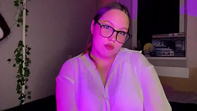 Lily colymy online show from 4, 2, 2026