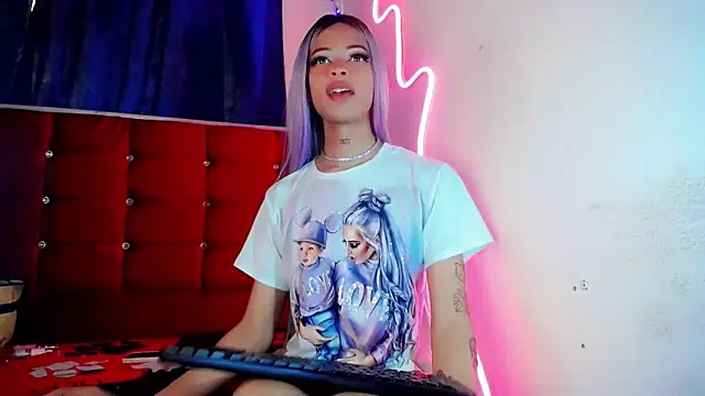 DahliaGill online show from 12, 5, 2026