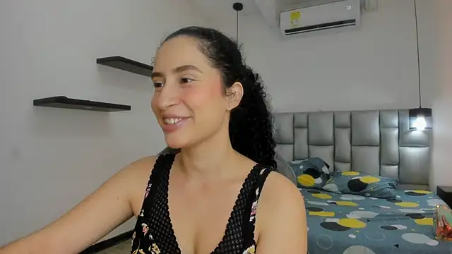 NoaMalak7 online show from 25, 3, 2026