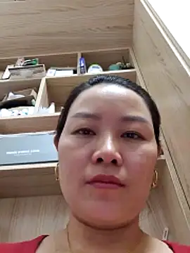 Jennie dogy online show from 3, 6, 2026