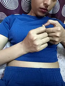 Snapshot of komalsharma99 chatting on 9, 5, 2026 komalsharma99 online show from 9, 5, 2026