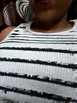 Snapshot of komalsharma99 chatting on 29, 5, 2026 komalsharma99 online show from 29, 5, 2026
