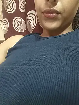 Snapshot of komalsharma99 chatting on 4, 6, 2026 komalsharma99 online show from 4, 6, 2026