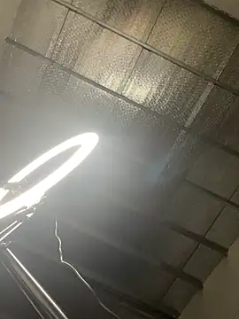 Violet pusy online show from 29, 4, 2026