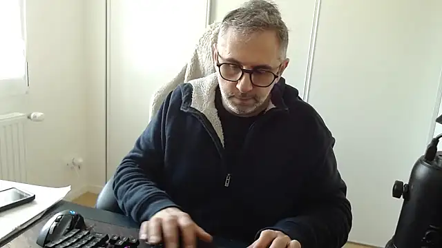 mika3377 online show from 6, 2, 2026