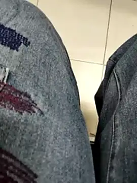 LiilyZi online show from 7, 2, 2026