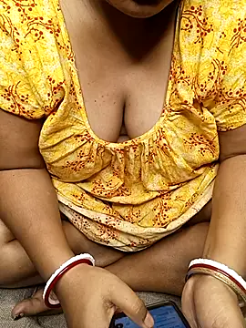 R Queen online show from 7, 3, 2026