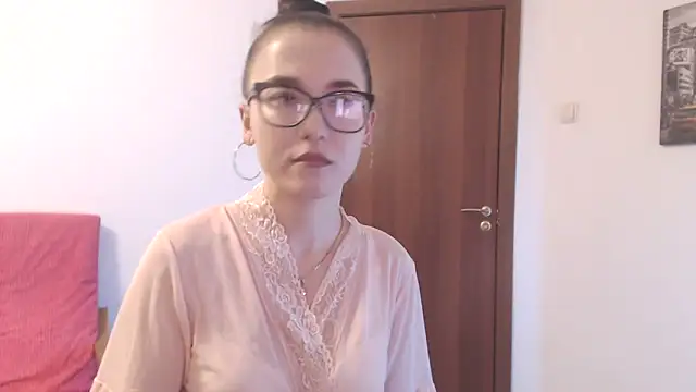 Snapshot of NikollSweet chatting on 18, 3, 2026 NikollSweet online show from 18, 3, 2026