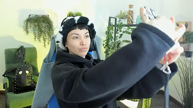 NeoGeisha online show from 11, 5, 2026