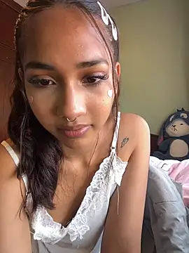 lyla luv online show from 15, 2, 2026