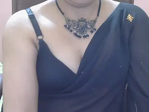 Cute Sheetal online show from 29, 4, 2026