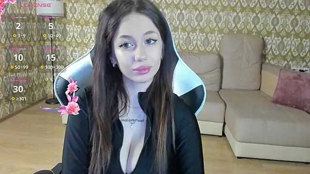 laylaura online show from 13, 5, 2026