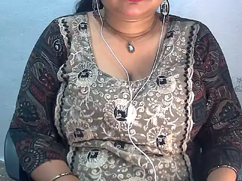 Snapshot of Saniya_K2 chatting on 7, 7, 2026 Saniya K2 online show from 7, 7, 2026