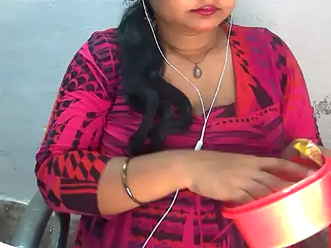 Snapshot of Saniya_K2 chatting on 27, 7, 2026 Saniya K2 online show from 27, 7, 2026