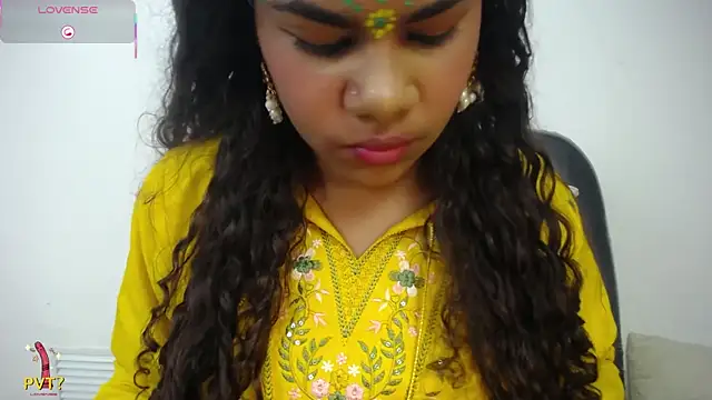 yaazhinii online show from 20, 5, 2026