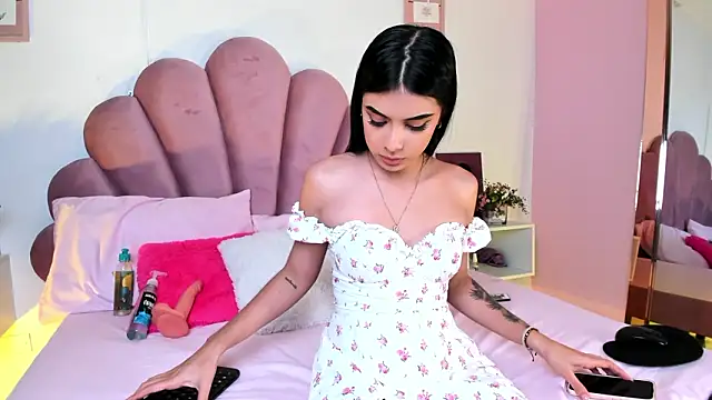 Snapshot of Lili_Stone_ chatting on 9, 3, 2026 Lili Stone online show from 9, 3, 2026