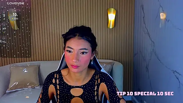 Perla Moon Tx online show from 21, 2, 2026