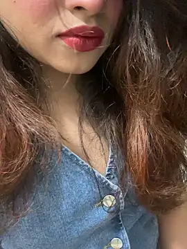 riya sharma11 online show from 5, 5, 2026