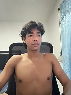 Pedestal diamant online show from 20, 2, 2026