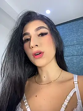 BadLilAngelXXX online show from 15, 5, 2026