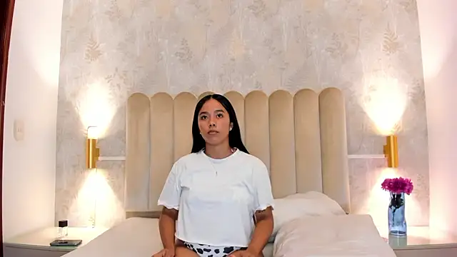 Sweet-Nathaly online show from 4, 2, 2026