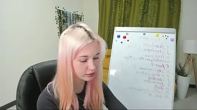 Polly Lolipop online show from 5, 2, 2026