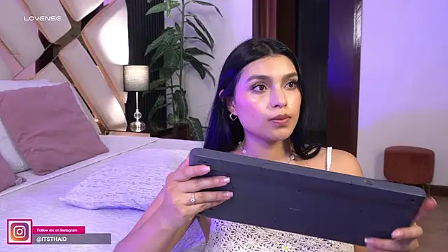 missthailand  online show from 11, 5, 2026