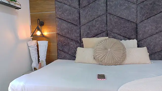 Snapshot of FernandaBrown__ chatting on 6, 3, 2026 FernandaBrown online show from 6, 3, 2026