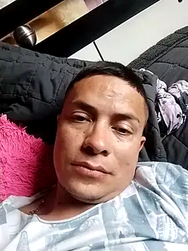 ninoa234 online show from 4, 4, 2026