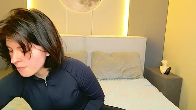 Milana Bold online show from 19, 3, 2026