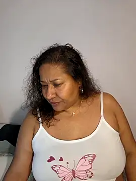 Nyomi browm online show from 20, 6, 2026