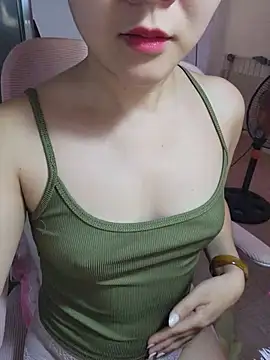 LucyKiss online show from 3, 8, 2026