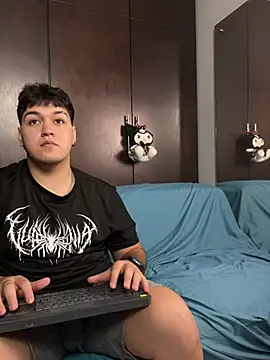 EmilyAndAndrew online show from 8, 3, 2026