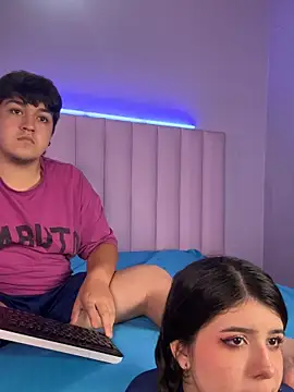 EmilyAndAndrew online show from 2, 5, 2026
