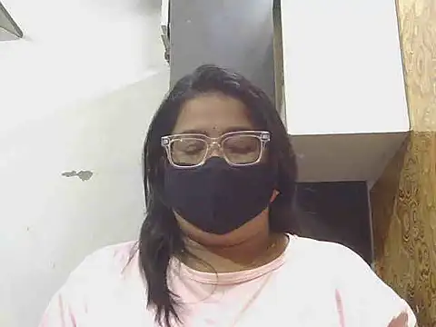 GangbangCouple online show from 4, 6, 2026