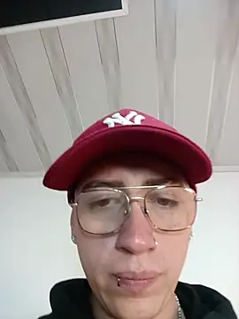 Emmanuel Lust online show from 21, 2, 2026