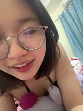 Alicia-a online show from 4, 3, 2026