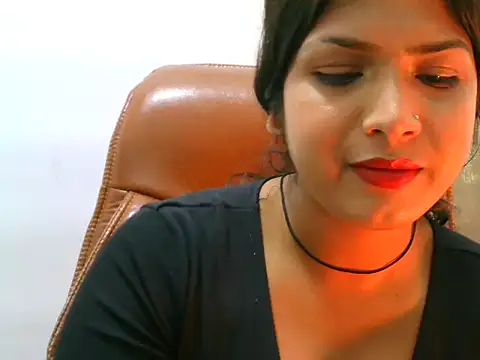 Sexy-Younisha online show from 5, 2, 2026