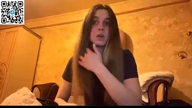 LovelySilk 63 online show from 18, 4, 2026