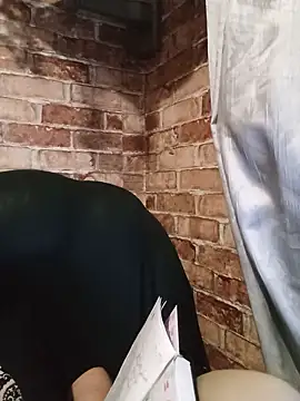 Snapshot of itismyhobby chatting on 5, 1, 2025 itismyhobby online show from 5, 1, 2025