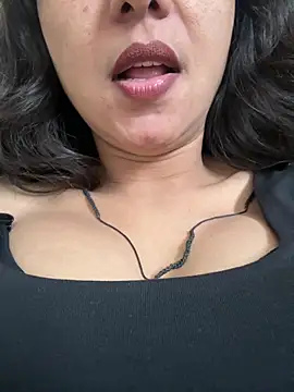 Snapshot of raavigirl chatting on 10, 7, 2026 raavigirl online show from 10, 7, 2026