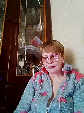 SophieBurns online show from 4, 5, 2026