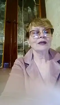 SophieBurns online show from 12, 5, 2026