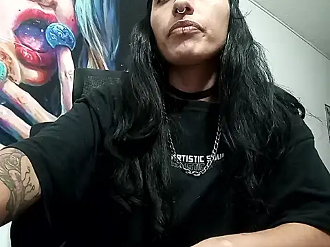 FRANCESCA LOVE  online show from 10, 5, 2026